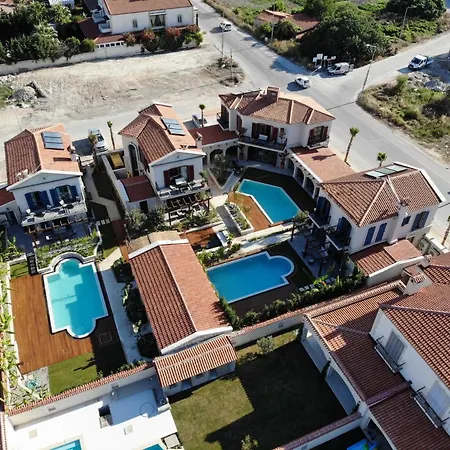 Alacati Nefes Hotel *