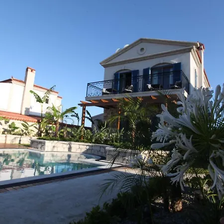 Alacati Nefes Hotel *