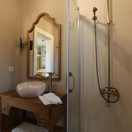 Alacati Nefes Hotel *