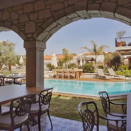 Hotel Alacati Nefes *